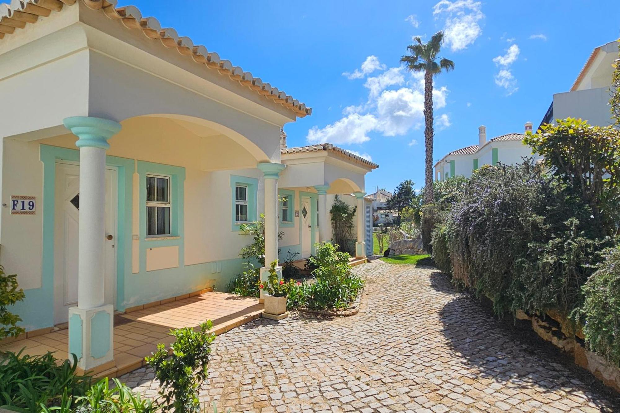 Quinta Da Floresta - Santo Antonio Villas, Golf & Spa Budens Eksteriør billede